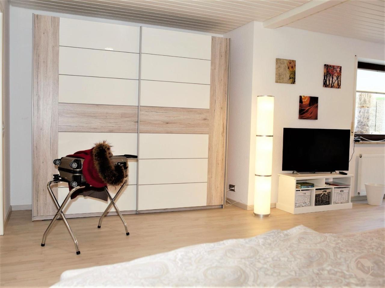 Ferienwohnung Paradies Weier Buitenkant foto